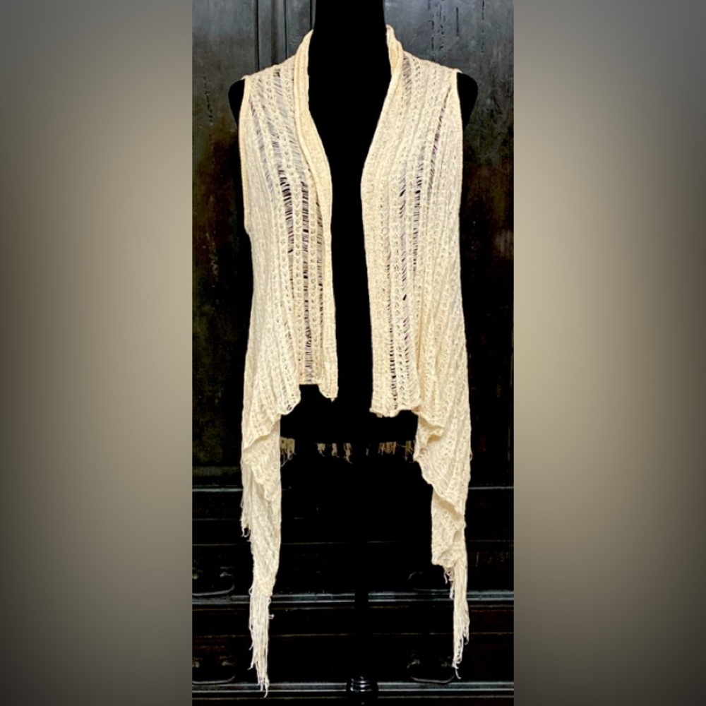 Becci lace cream vest with fringes- size medium
